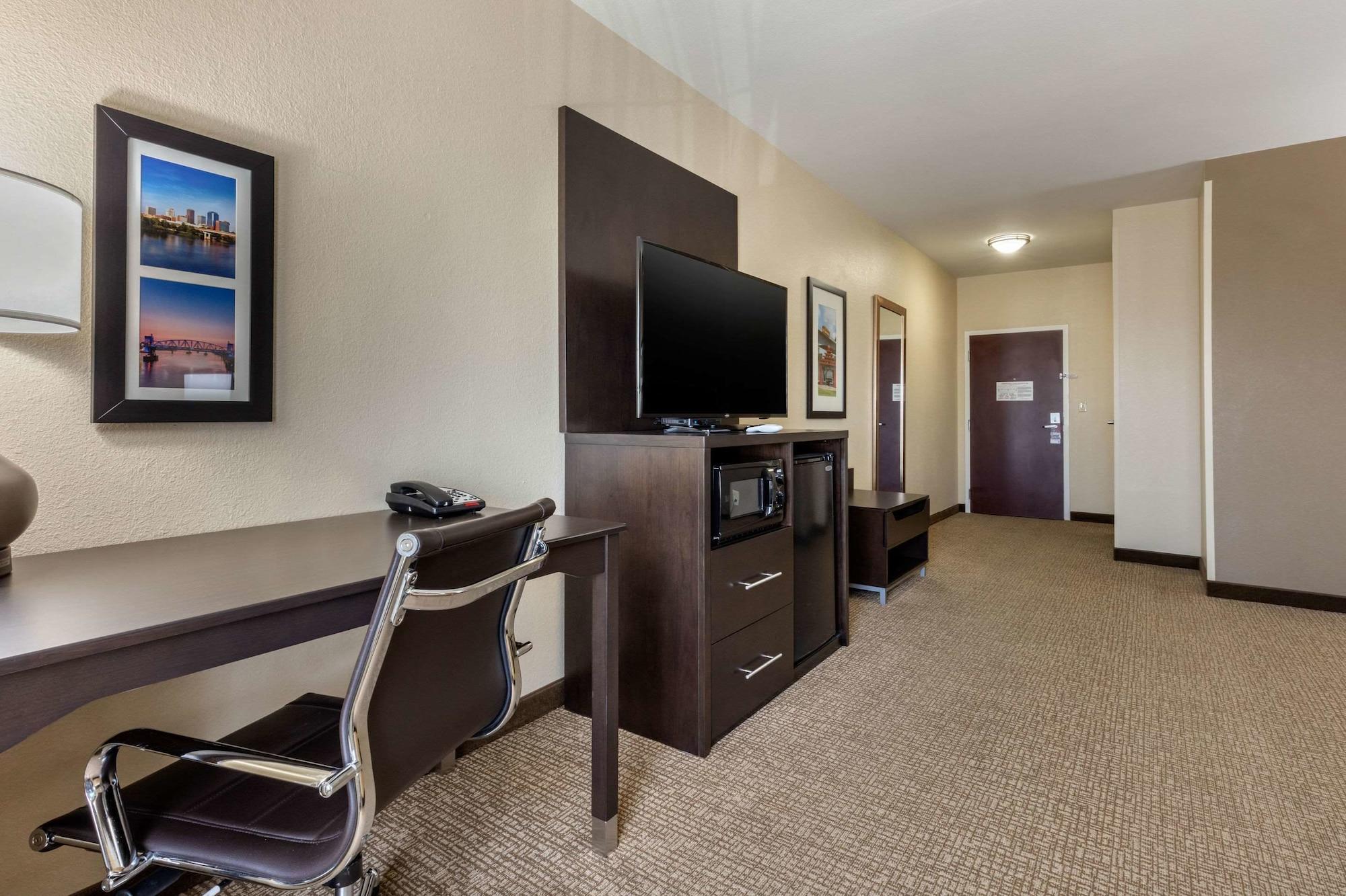 Comfort Inn & Suites North Little Rock Mccain Mall Eksteriør bilde