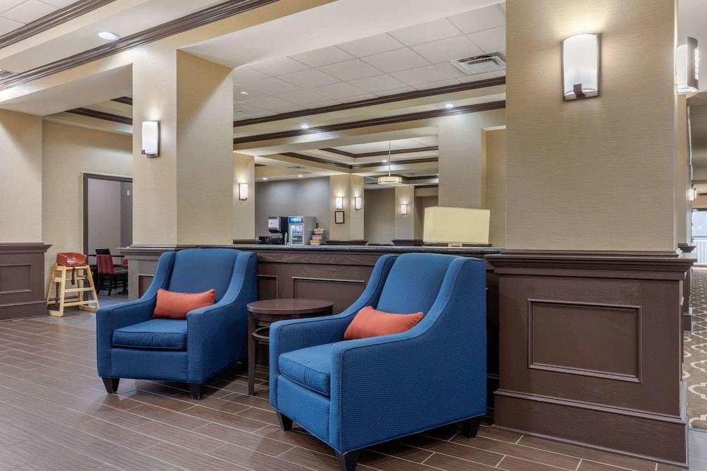 Comfort Inn & Suites North Little Rock Mccain Mall Eksteriør bilde