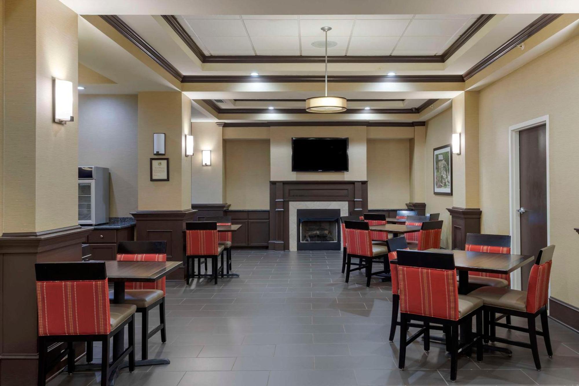 Comfort Inn & Suites North Little Rock Mccain Mall Eksteriør bilde