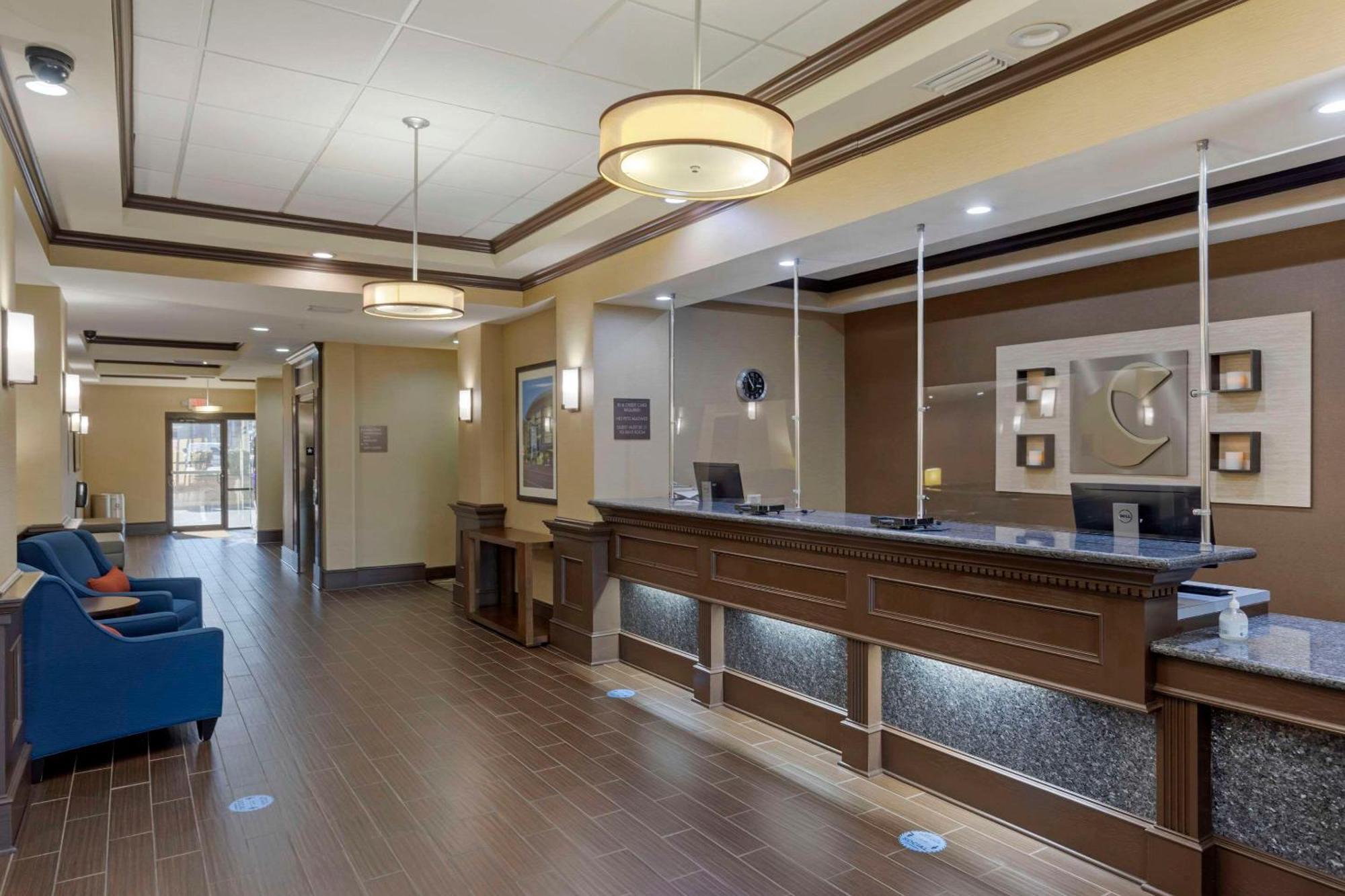 Comfort Inn & Suites North Little Rock Mccain Mall Eksteriør bilde