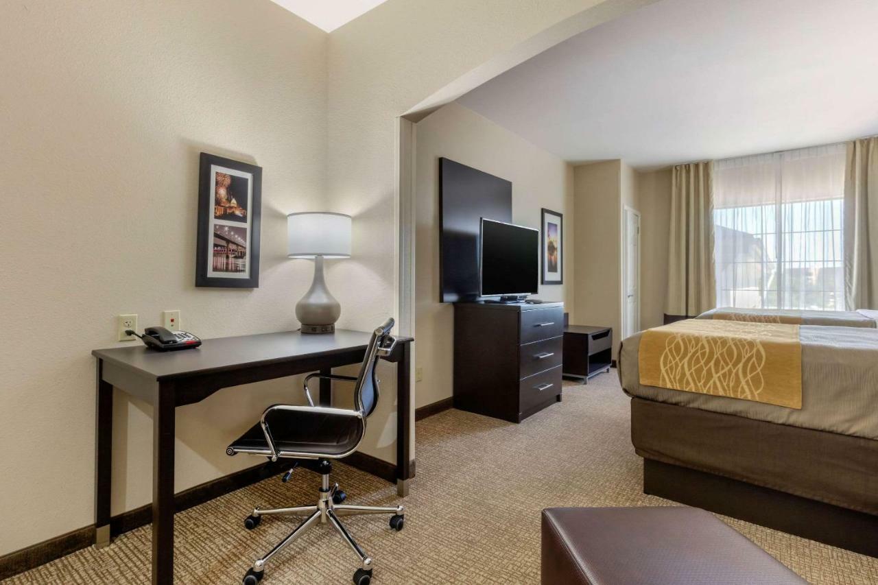 Comfort Inn & Suites North Little Rock Mccain Mall Eksteriør bilde